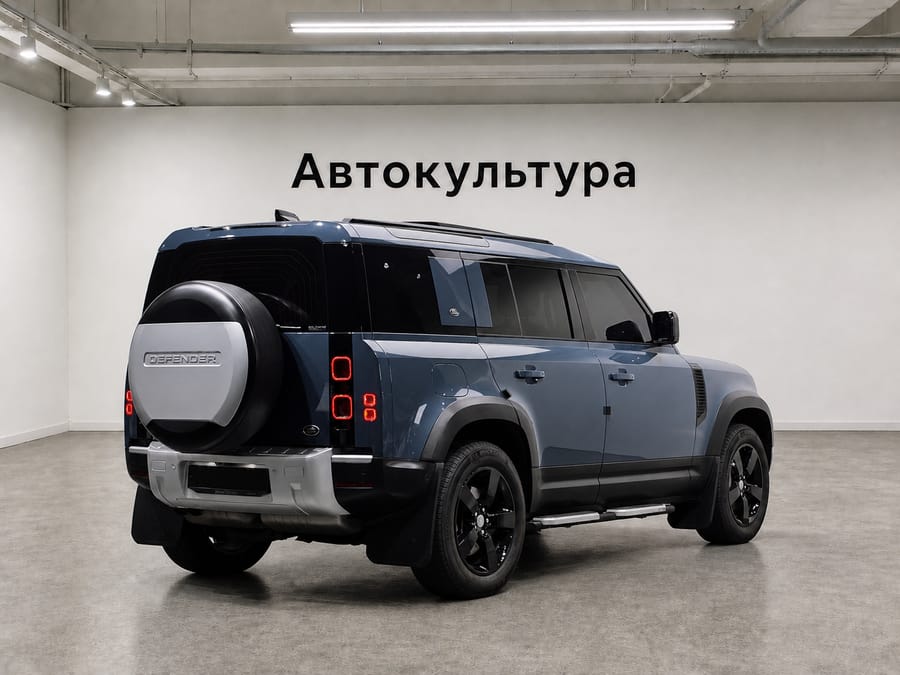 Land Rover Defender 2022 110 D300 HSE
